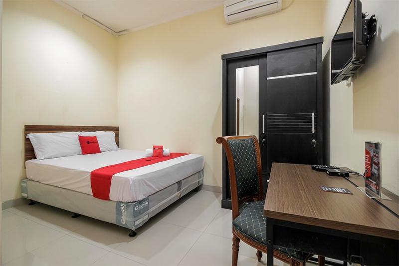 Reddoorz @ Jalan Biak Roxy Jakarta Kültér fotó
